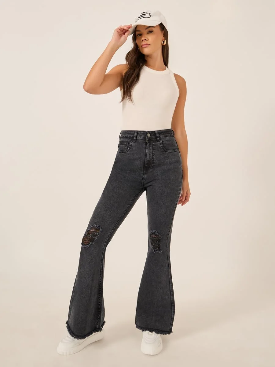 شلوار جین بوت کات زنانه استایلی با فاق بلند و لبه ریش ریش