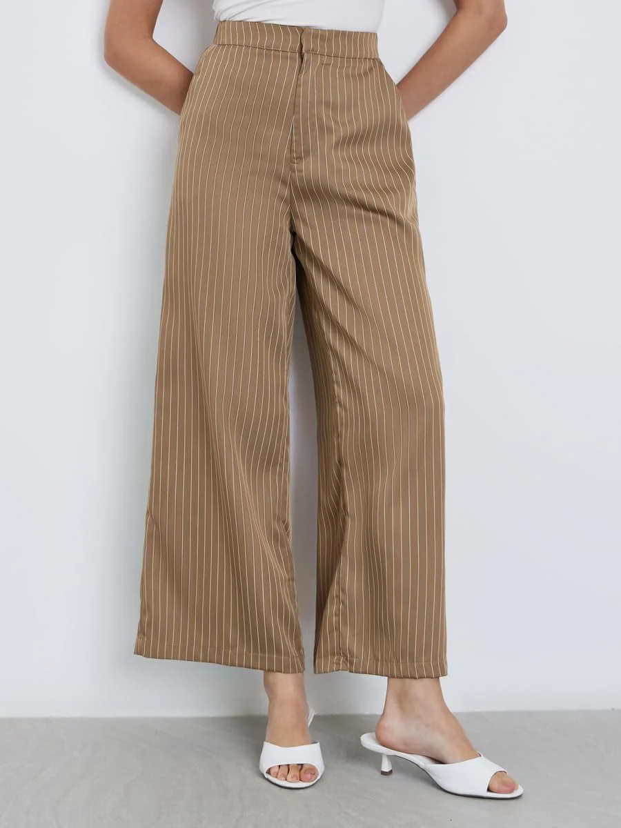 شلوار زنانه استایلی، راه راه سوزنی، پاچه گشاد، رنگ برنزه