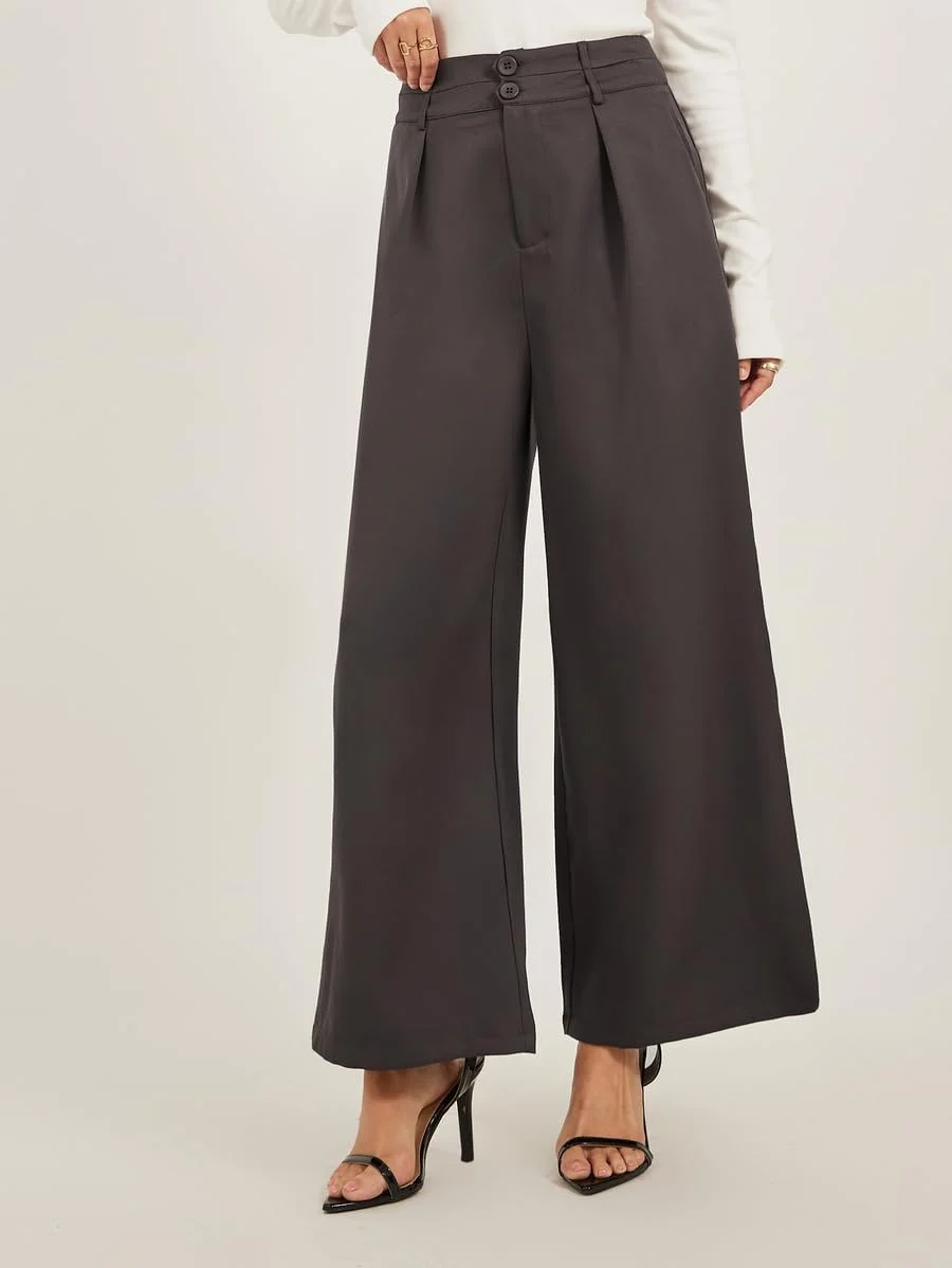 شلوار زنانه استایلی، مدل پلیسه ای با پاچه گشاد و کمر دکمه دار دوبل