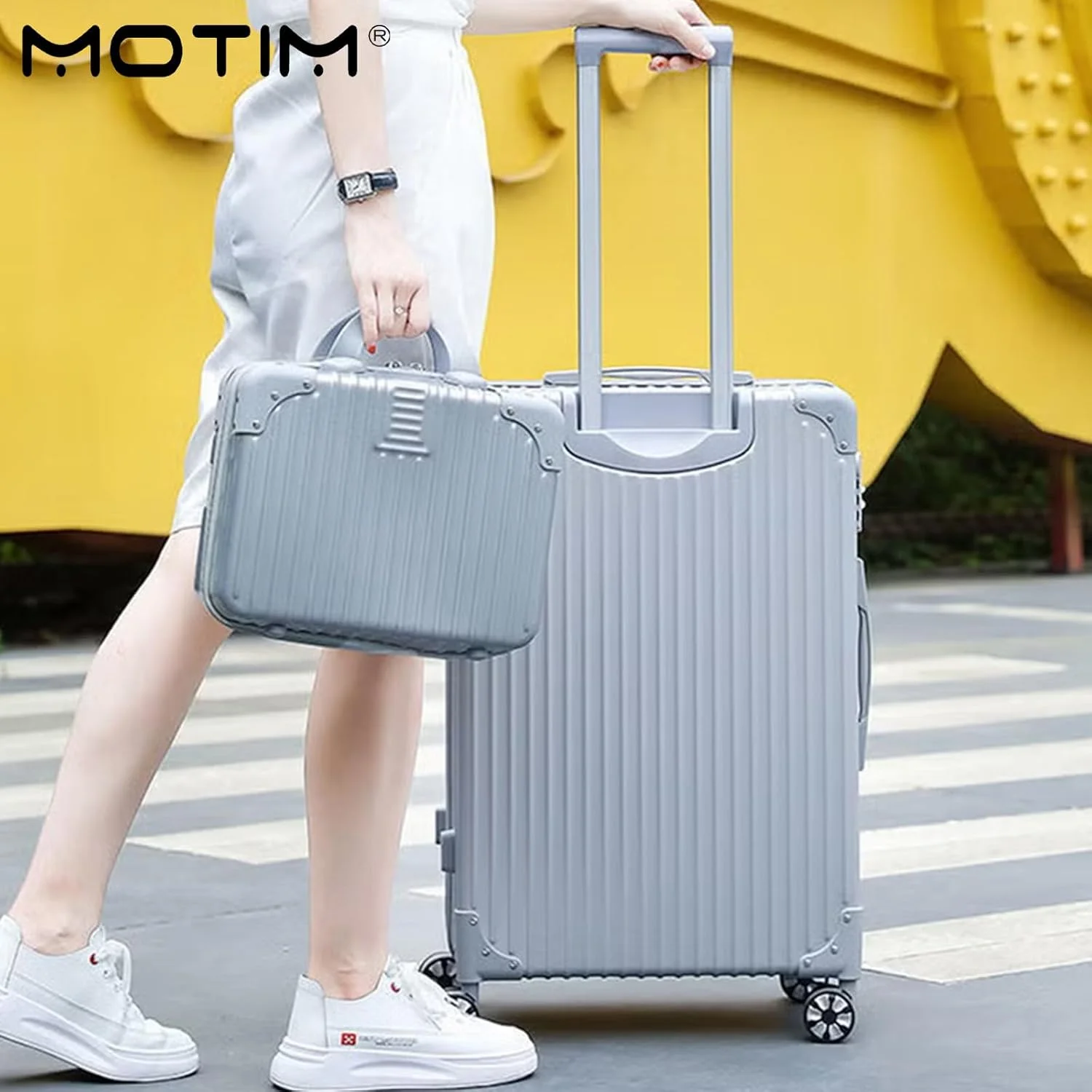 ست چمدان مسافرتی دستی 2 عددی MOTIM، بدنه سخت PP قابل گسترش، چمدان با چرخ های اسپینر، سبک و بادوام مناسب سفرهای طولانی (نقره ای، 20 اینچ)