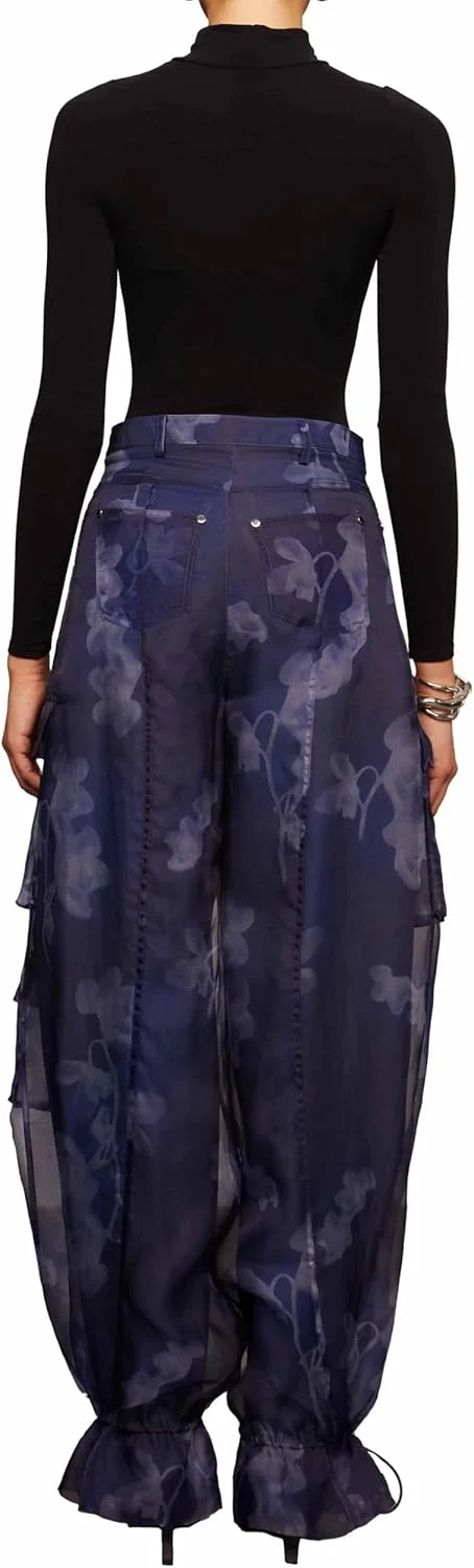 شلوار کارگو زنانه ابریشمی طرح گلدار شلوار کارگو زنانه ابریشمی طرح گلدار