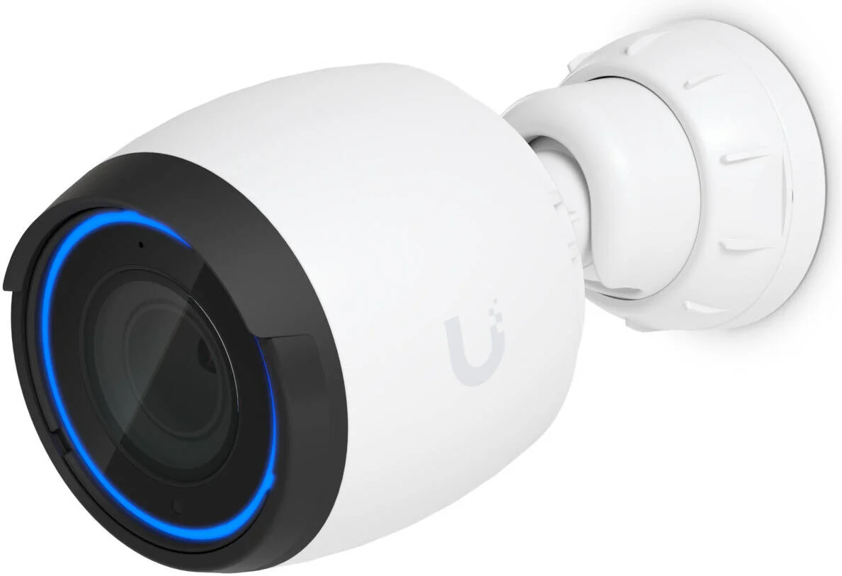 دوربین تحت شبکه گلوله‌ای 4K UHD یوبی‌کوئیتی UniFi UVC-G4-PRO - بسته‌ی 3 عددی، 3840 x 2160 با 24 فریم در ثانیه، زوم اپتیکال 3 برابر، میکروفون داخلی، دوربین گلوله‌ای تحت شبکه مناسب فضای باز | UVC-G4-PRO
