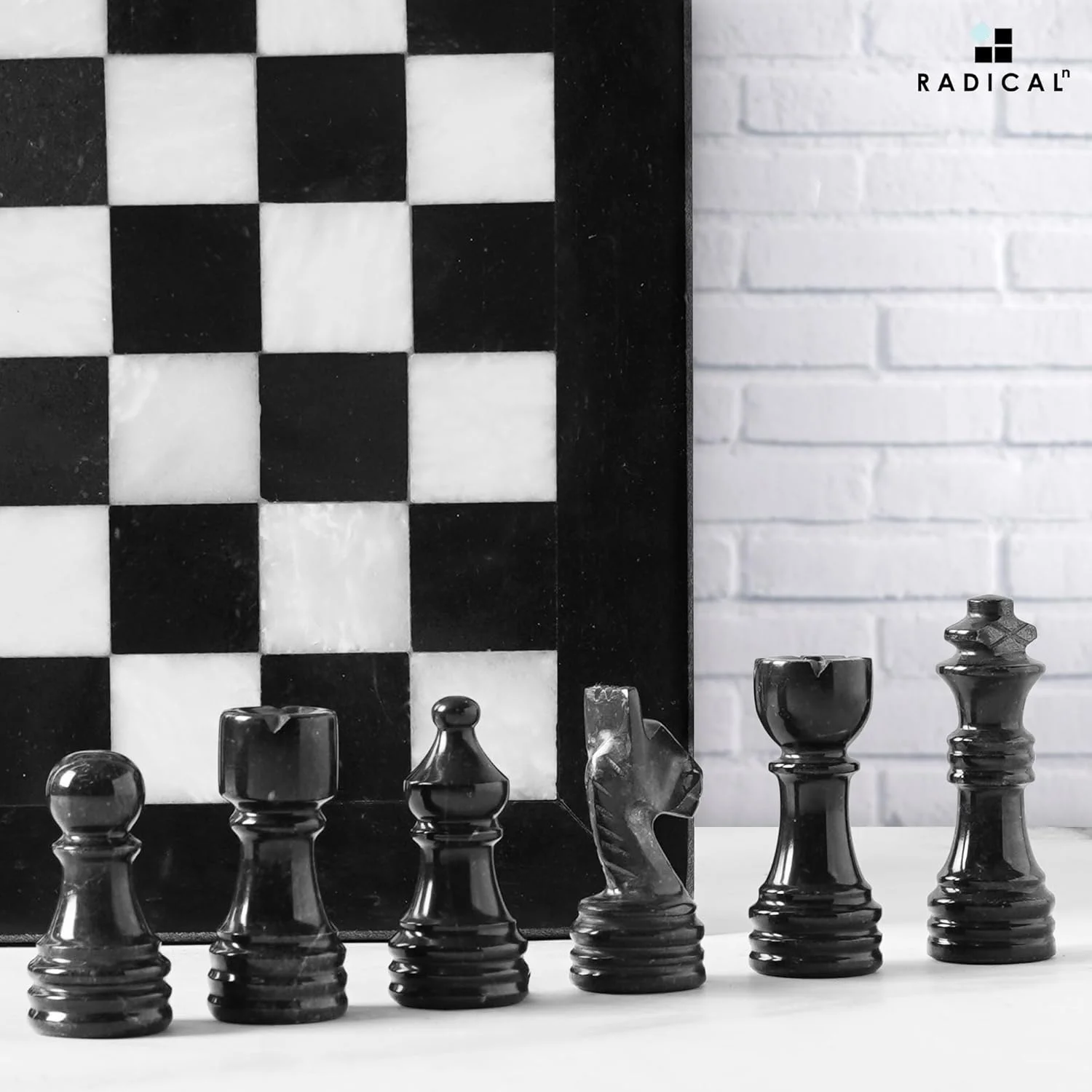 صفحه شطرنج مرمر رادیکال ان، 30 سانتیمتر، سیاه و سفید، دست ساز، بازی تخته ای کلاسیک خانوادگی برای بزرگسالان، صفحه شطرنج و مهره های مرمر لوکس برای هدیه، بازی تخته ای بزرگسالان
