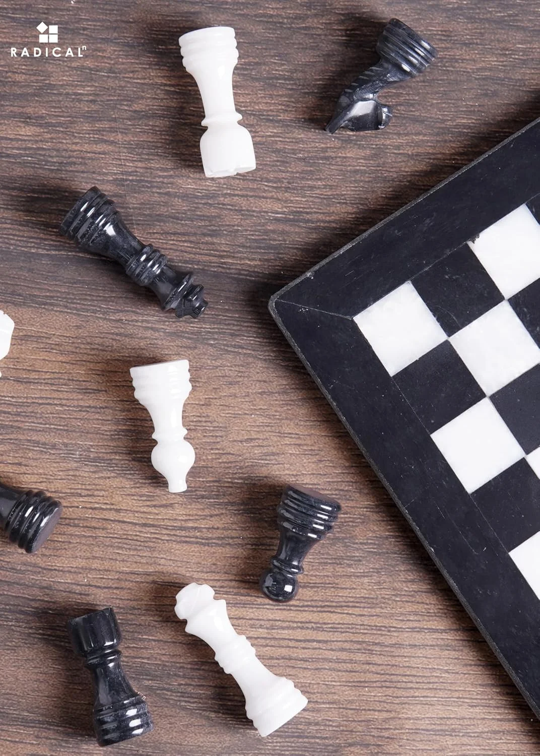 صفحه شطرنج مرمر رادیکال ان، 30 سانتیمتر، سیاه و سفید، دست ساز، بازی تخته ای کلاسیک خانوادگی برای بزرگسالان، صفحه شطرنج و مهره های مرمر لوکس برای هدیه، بازی تخته ای بزرگسالان