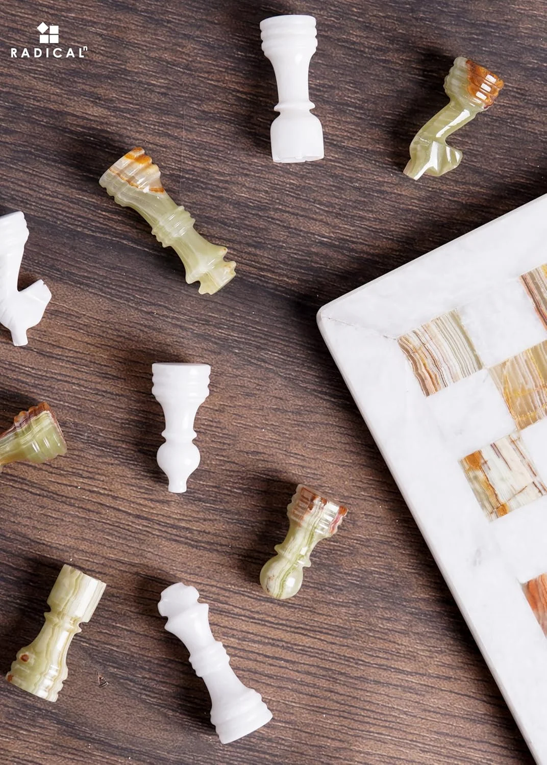 صفحه شطرنج مرمرین رادیکال ان، 30 سانتی متری، عقیق اونیکس دست ساز سفید و سبز، مهره های شطرنج برای بازی تخته ای - صفحه شطرنج، بازی تخته ای چکرز - ست مسافرتی