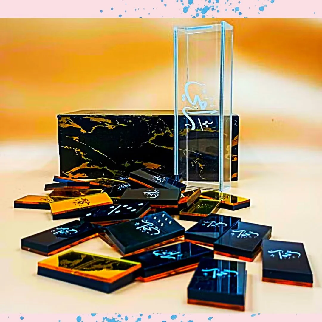 ست دومینو شخصی‌سازی شده با نام و طرح دلخواه