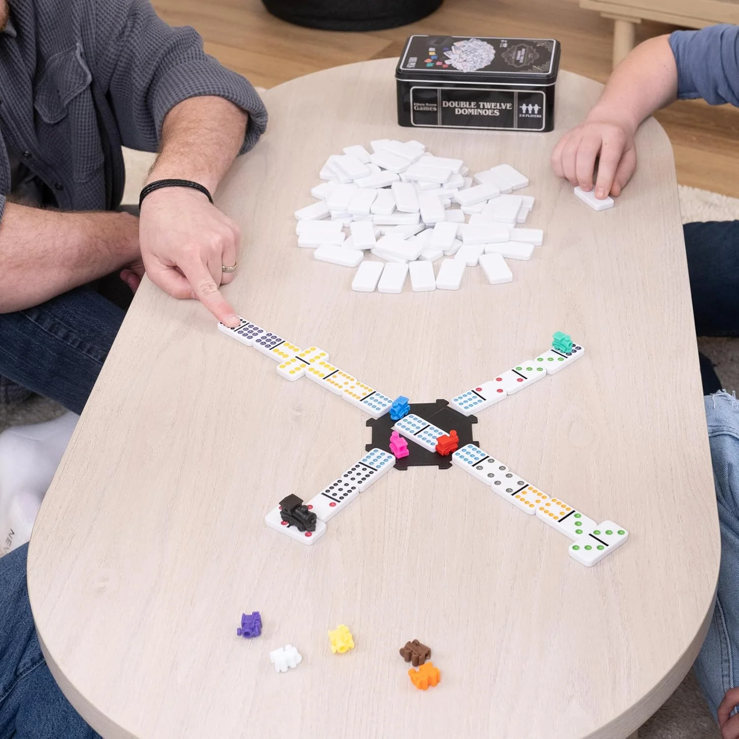 مجموعه دومینو دوازده تایی Elbow Room Games با 91 دومینو، 10 قطار، قطعه شروع و برگه امتیاز – ایده آل برای بازی قطار مکزیکی، بلاک و دراو – برای 2 تا 8 بازیکن