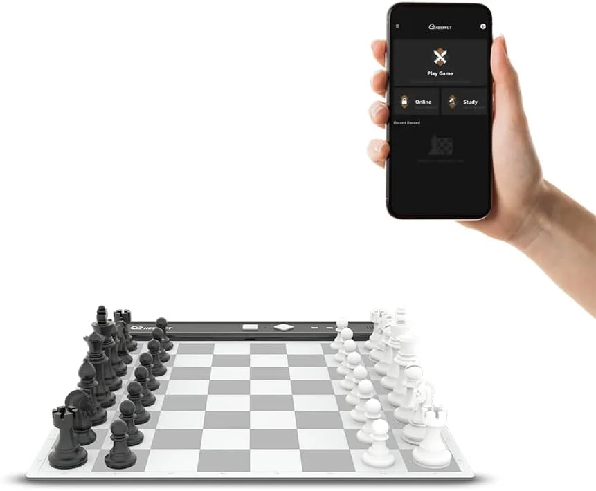 صفحه شطرنج الکترونیکی قابل حمل Chessnut Go با تشخیص کامل مهره و چسبندگی مغناطیسی قوی - اندازه مناسب میز یا مسافرت (خاکستری)