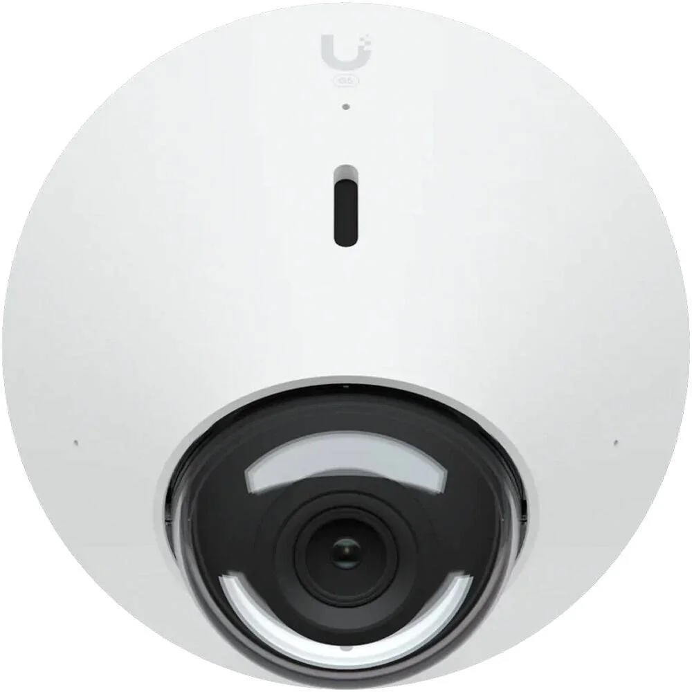 دوربین امنیتی 2K (4MP) دام یونی‌فای G5 یوبیکیوتی، زاویه دید فوق‌العاده عریض 102.4 درجه، دید در شب IR تا 10 متر، صدای دو طرفه، اتصال و تغذیه از طریق PoE، مقاوم در برابر آب و هوا و خرابکاری، سفید | UVC-G5-DOME