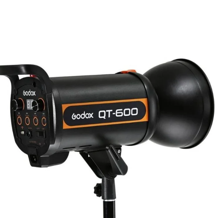فلاش استودیویی 600 ژول Godox QT-600 فلاش استودیویی 600 ژول Godox QT-600