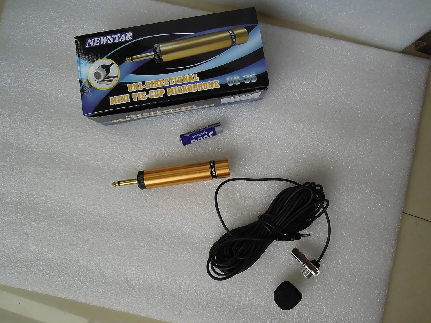 میکروفون مینیاتوری یقه ای خازنی یک جهته Shiya مدل NEWSTAR 88-36، حساسیت -43dB در 1KHZ، پاسخ فرکانسی