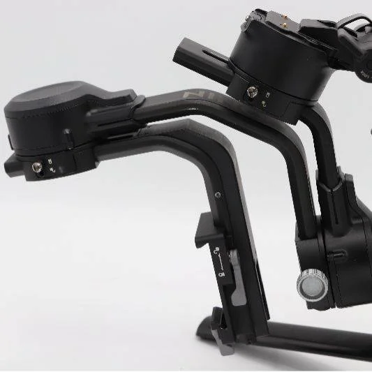 استابلایزر دوربین DJI RSC 2 Pro Combo (کارکرده) استابلایزر دوربین DJI RSC 2 Pro Combo (کارکرده)