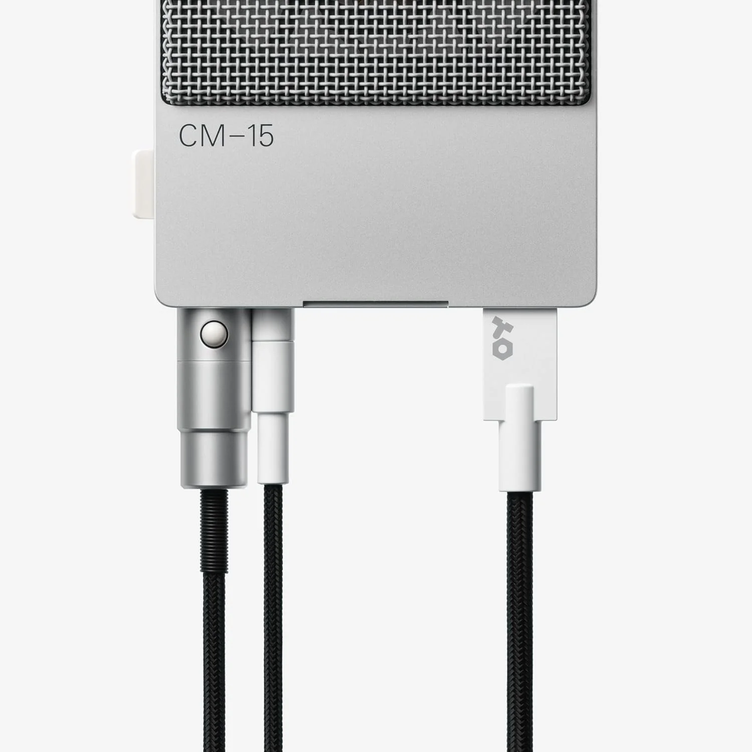 میکروفون استودیویی کاندنسر قابل حمل Teenage Engineering CM-15، صدا و شارژ از طریق USB-C، خروجی خط مینی 3.5 میلی‌متری، فانتوم پاور 48 ولت (مینی XLR)، 10 ساعت زمان کارکرد/شارژ باتری، سوییچ گین