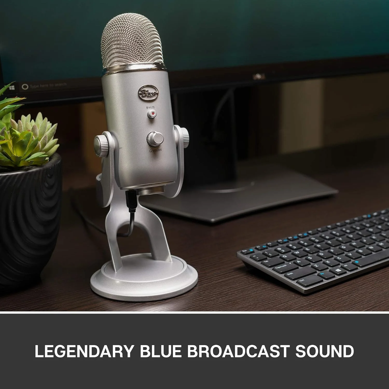 میکروفون USB Blue Yeti برای کامپیوتر، مک، بازی، ضبط، استریمینگ، پادکست، استودیو و میکروفون کاندنسر کامپیوتر با افکت های Blue VO!CE، 4 الگوی قطبی، اتصال آسان - نقره ای میکروفون USB Blue Yeti برای کامپیوتر، مک، بازی، ضبط، استریمینگ، پادکست، استودیو و میکروفون کاندنسر کامپیوتر با افکت های Blue VO!CE، 4 الگوی قطبی، اتصال آسان - نقره ای