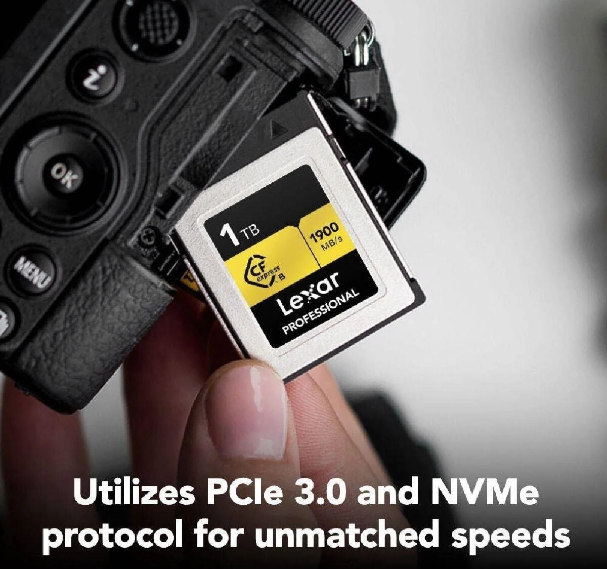کارت حافظه 1 ترابایتی Lexar Professional CFexpress Type B سری Gold، سرعت خواندن تا 1900 مگابایت بر ثانیه، ضبط ویدئو Raw 8K، پشتیبانی از PCIe 3.0 و NVMe | LCXEXPR001T-RNENG
