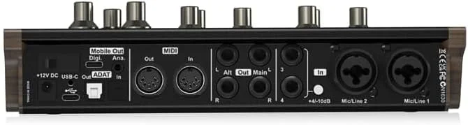 اینترفیس صوتی USB آی‌کان 32Ci با پری‌امپ‌های میکروفون هریسون