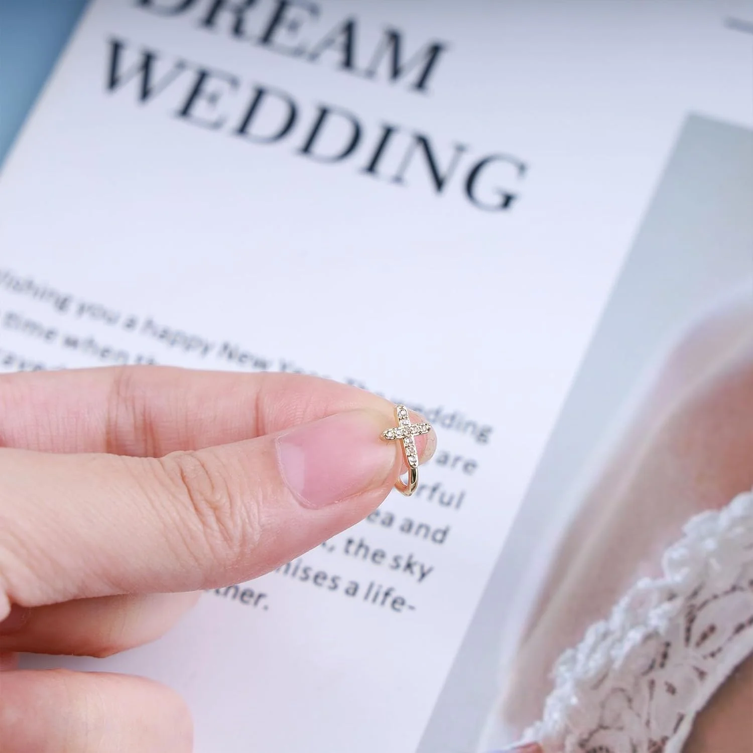 گیره بینی صلیبی کریستال بوهمیا، حلقه بینی طلایی کریستالی CZ، گیره U شکل صلیبی، حلقه بینی فیک صلیبی، جواهرات بدن برای زنان و دختران