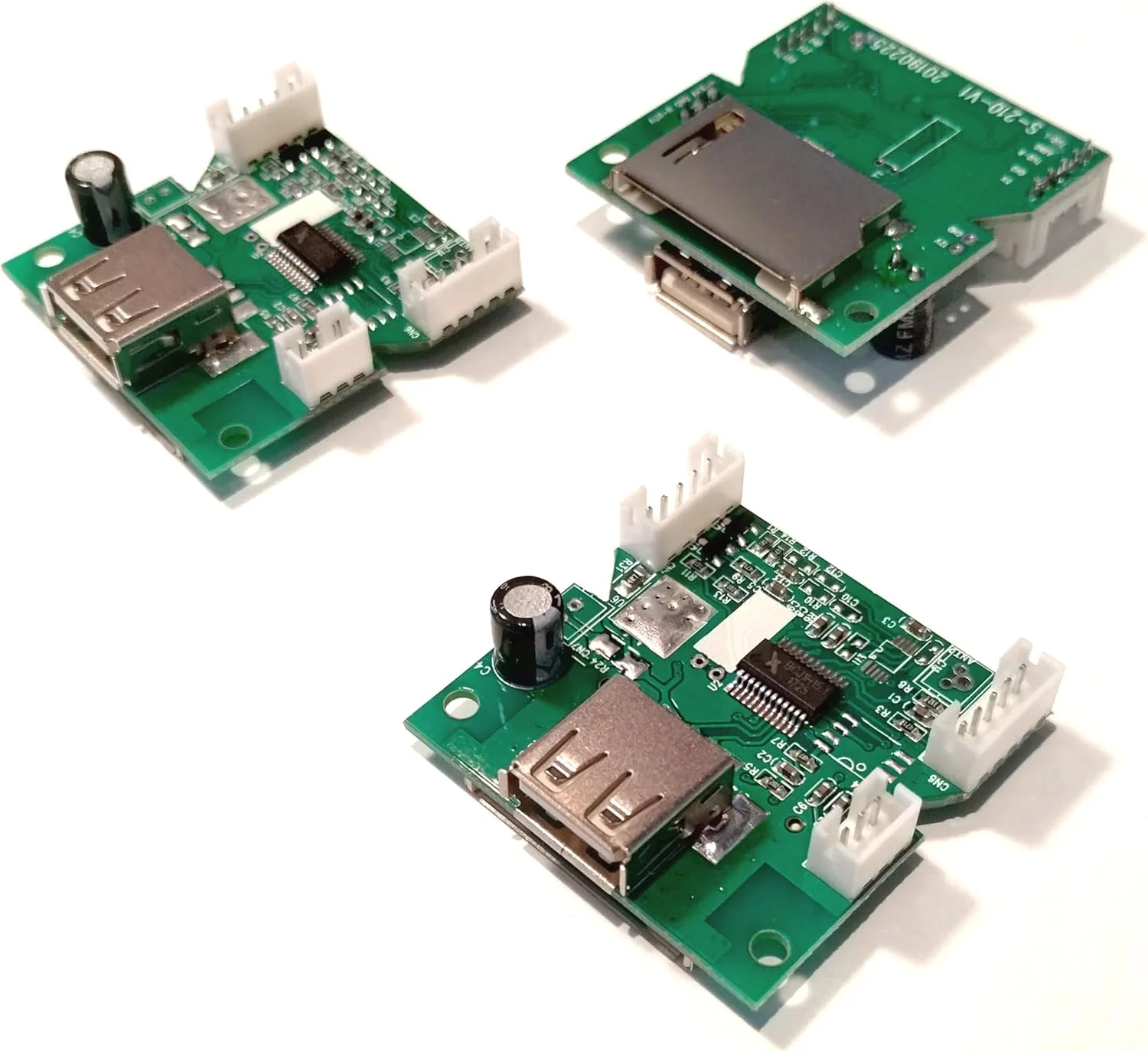 ماژول برد رمزگشای MP3 با قابلیت پخش از کارت حافظه SD، درگاه USB و دیسک U، دارای خروجی صدای استریو، ولتاژ 5 ولت و 2 کانال صوتی