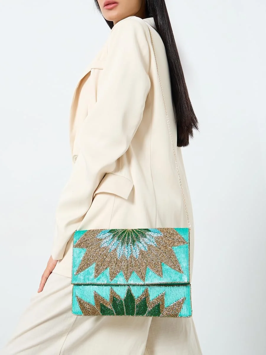 کیف دستی زنانه استایلی تزیین شده با مهره - قهوه ای - سایز آزاد