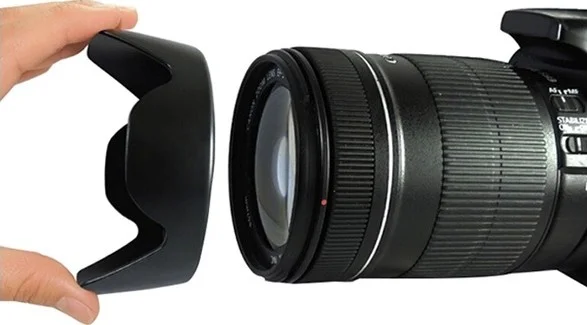 آفتابگیر لنز پروماژ مدل EW-60C مناسب برای لنزهای کانن - مشکی | AWP-5736