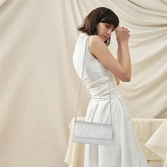 کیف دستی عروس نگین دار NALACAL، کیف لوازم آرایش مسافرتی، کیف بزرگ لوازم آرایش با حروف، کیف دستی قابل حمل زنانه برای هدیه جشن نامزدی و مهمانی مجردی (نقره ای)