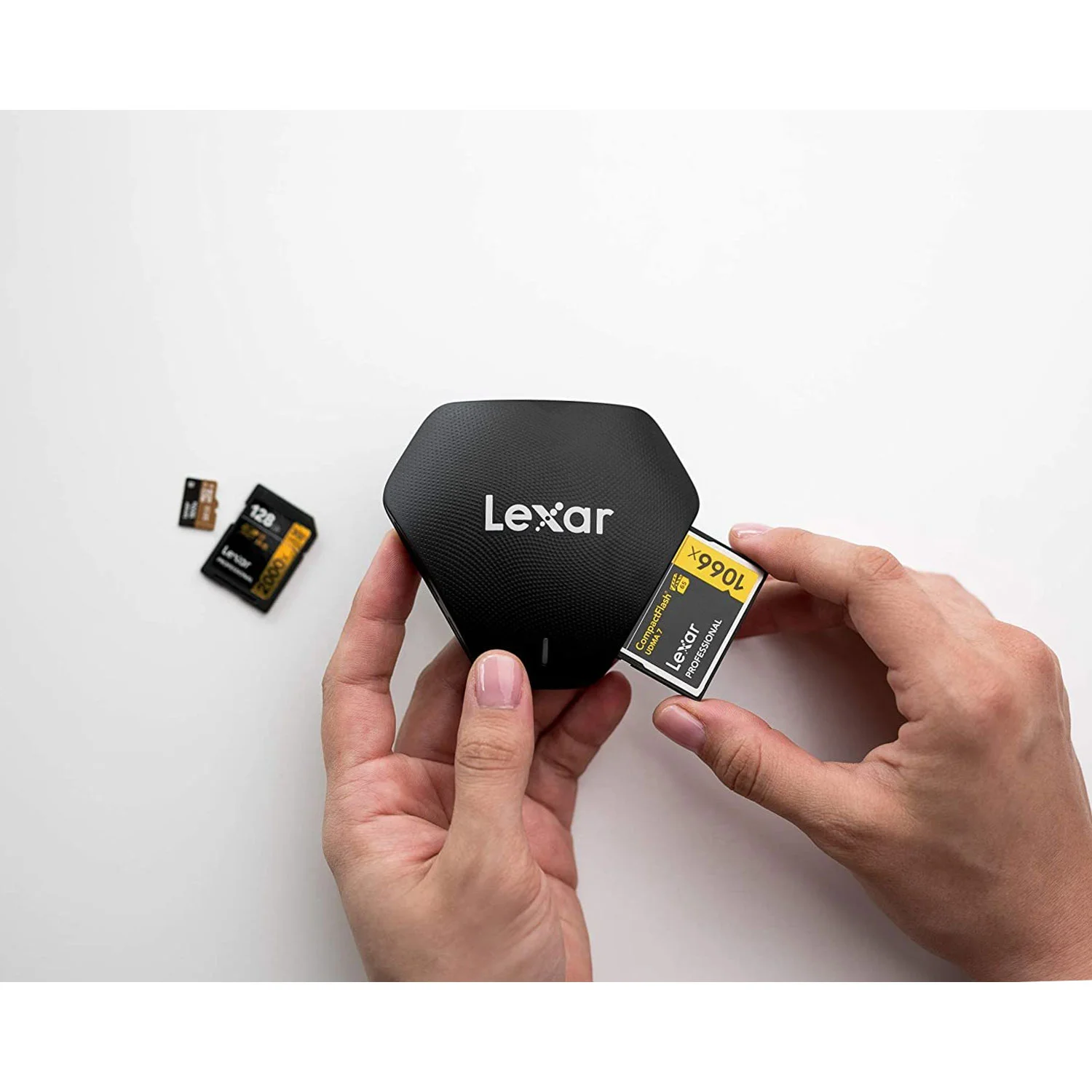 کارت خوان لکسار Lexar lrw500urb کارت خوان لکسار Lexar lrw500urb