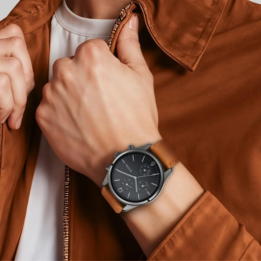 ساعت مچی عقربه ای گرد تیتان مناسب آقایان