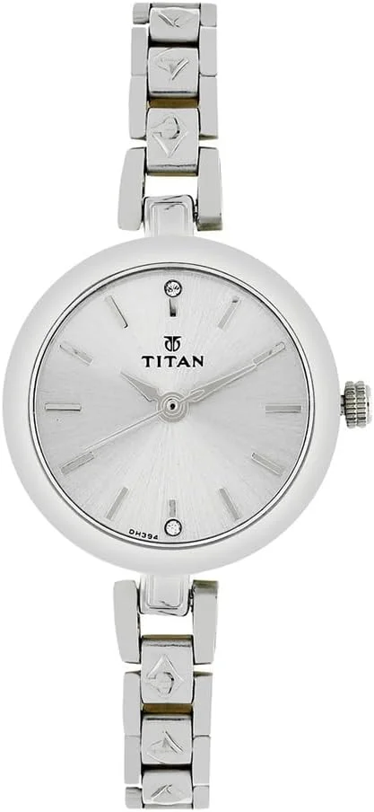 ساعت مچی آنالوگ تایتان کاریسما زنانه با صفحه گرد