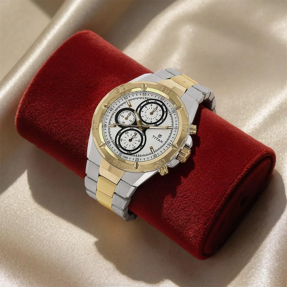 ساعت مچی مردانه تایتان رگالیا کرنوگراف با صفحه نقره ای - NN9308BM01/NP9308BM01