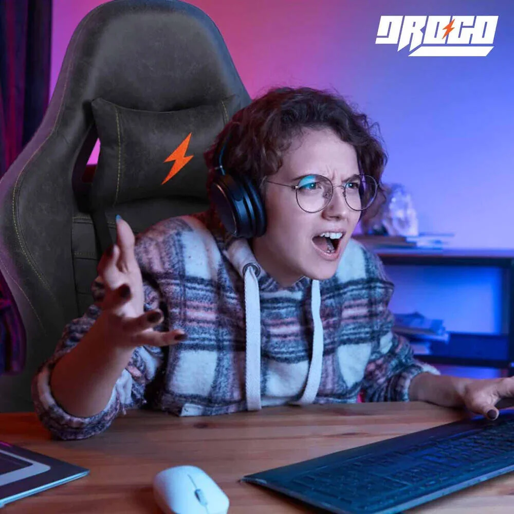 صندلی گیمینگ چند منظوره ارگونومیک BAYBEE Drogo با قابلیت تنظیم 7 جهته صندلی، ماساژور سر و USB، بالش کمری چرمی PU، صندلی خانگی و اداری با تکیه گاه کاملاً خوابیده و زیرپایی، خاکستری | DGC001