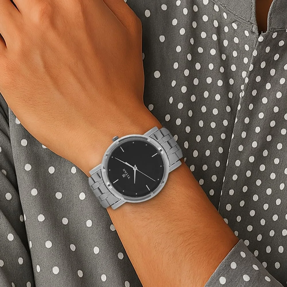 ساعت مچی آنالوگ گرد تایتان کاریشما مردانه