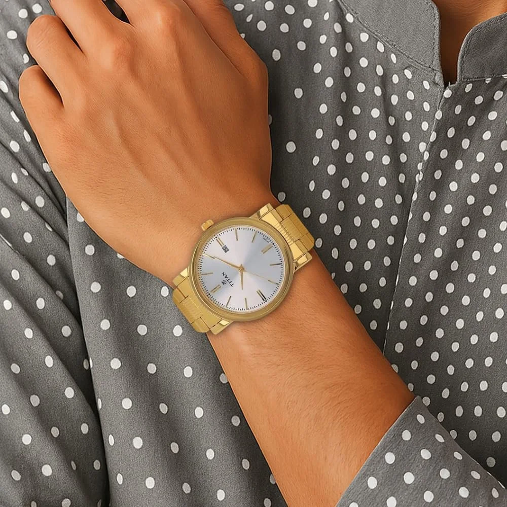 ساعت مچی آنالوگ گرد تایتان کاریشما مردانه