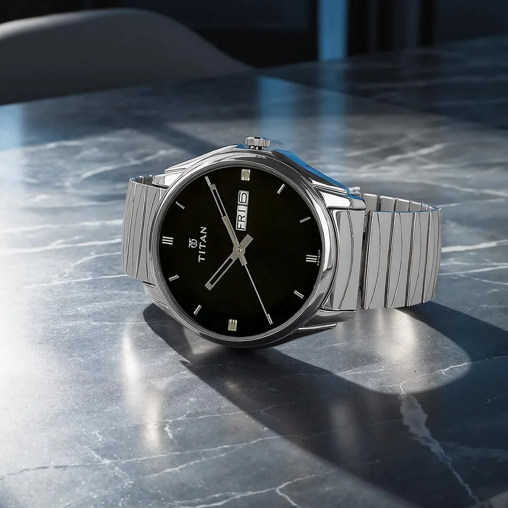 ساعت مچی آنالوگ تایتان کاریسما با صفحه گرد مردانه