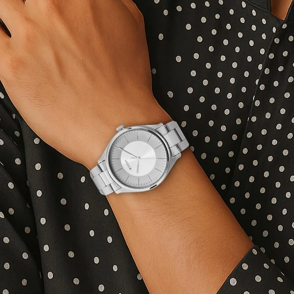 ساعت مچی مردانه تایتان Neo Economy با صفحه آنالوگ بژ - NN1802SM03/NR1802SM03 ساعت مچی مردانه تایتان Neo Economy با صفحه آنالوگ بژ - NN1802SM03/NR1802SM03