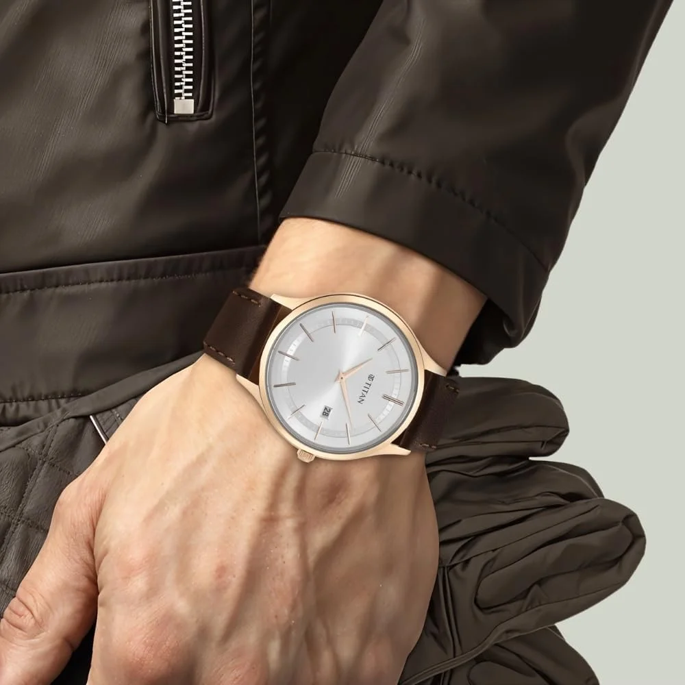 ساعت مچی مردانه تایتان کلاسیک اسلیم آنالوگ صفحه نقره ای مدل 90142WL01، نقره ای سفید، ساعت آنالوگ