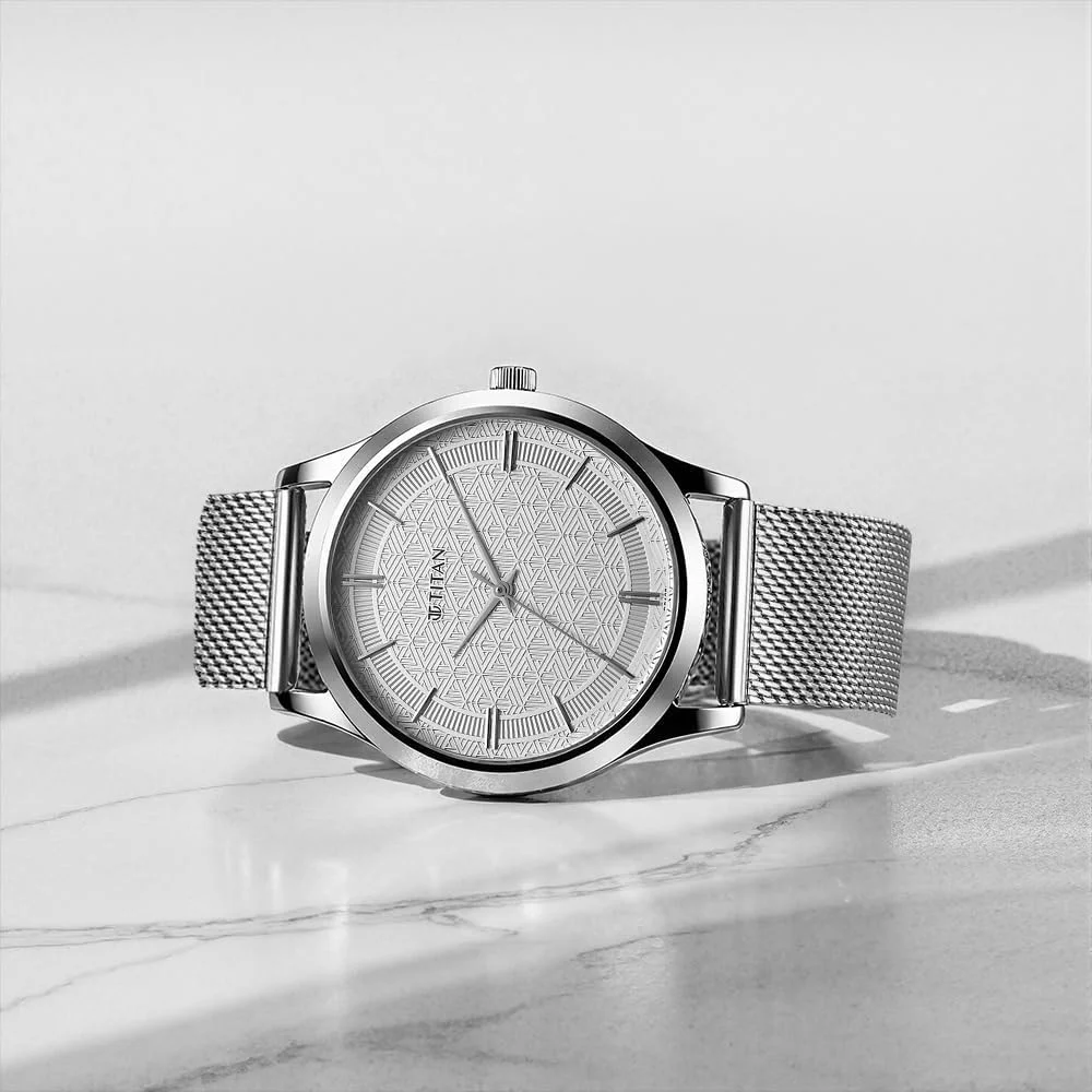 ساعت مچی مردانه تایتان مدل آنالوگ با صفحه سفید