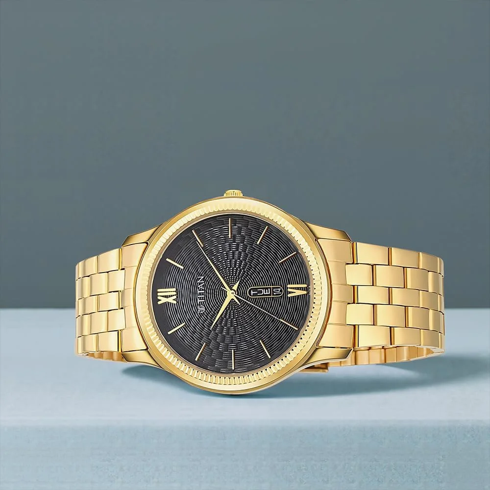 ساعت مچی آنالوگ گرد تایتان کاریشما مردانه