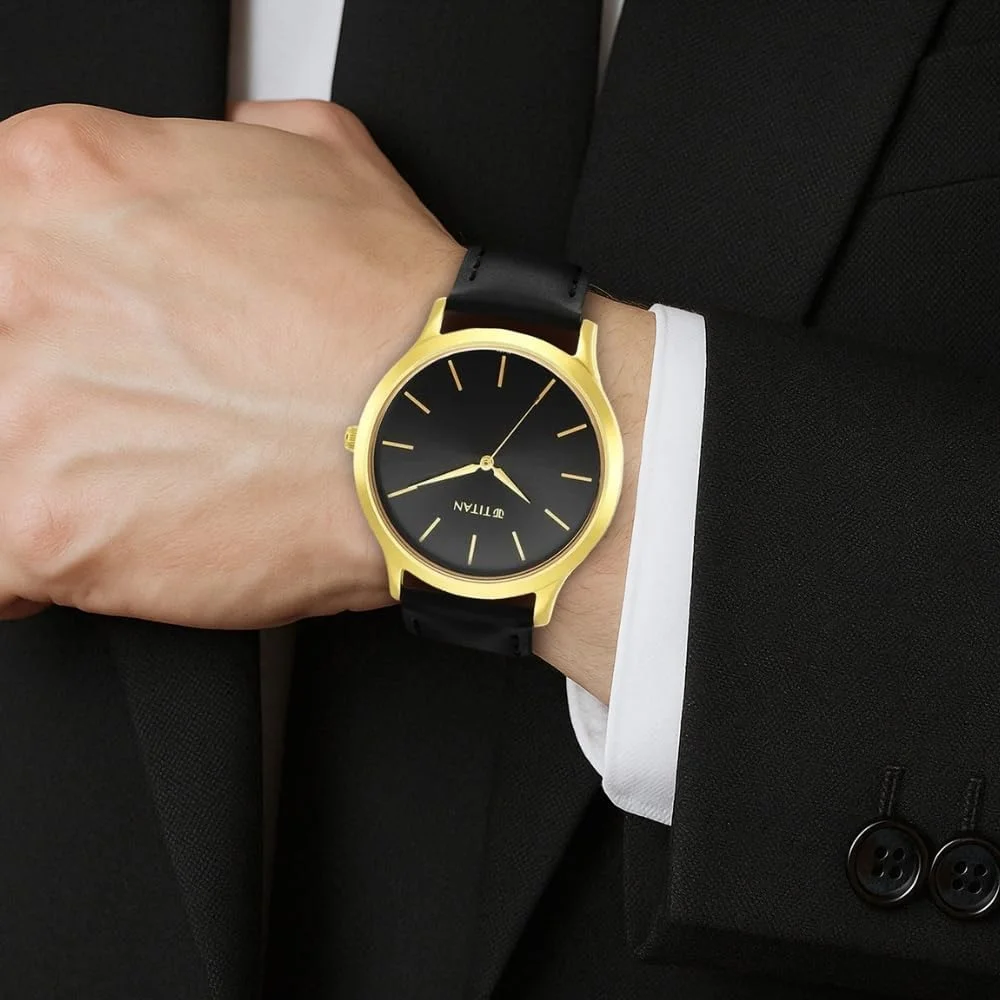 ساعت مچی مردانه تیتان مدل آنالوگ با صفحه مشکی - 1825YL03، رنگ مشکی، بند