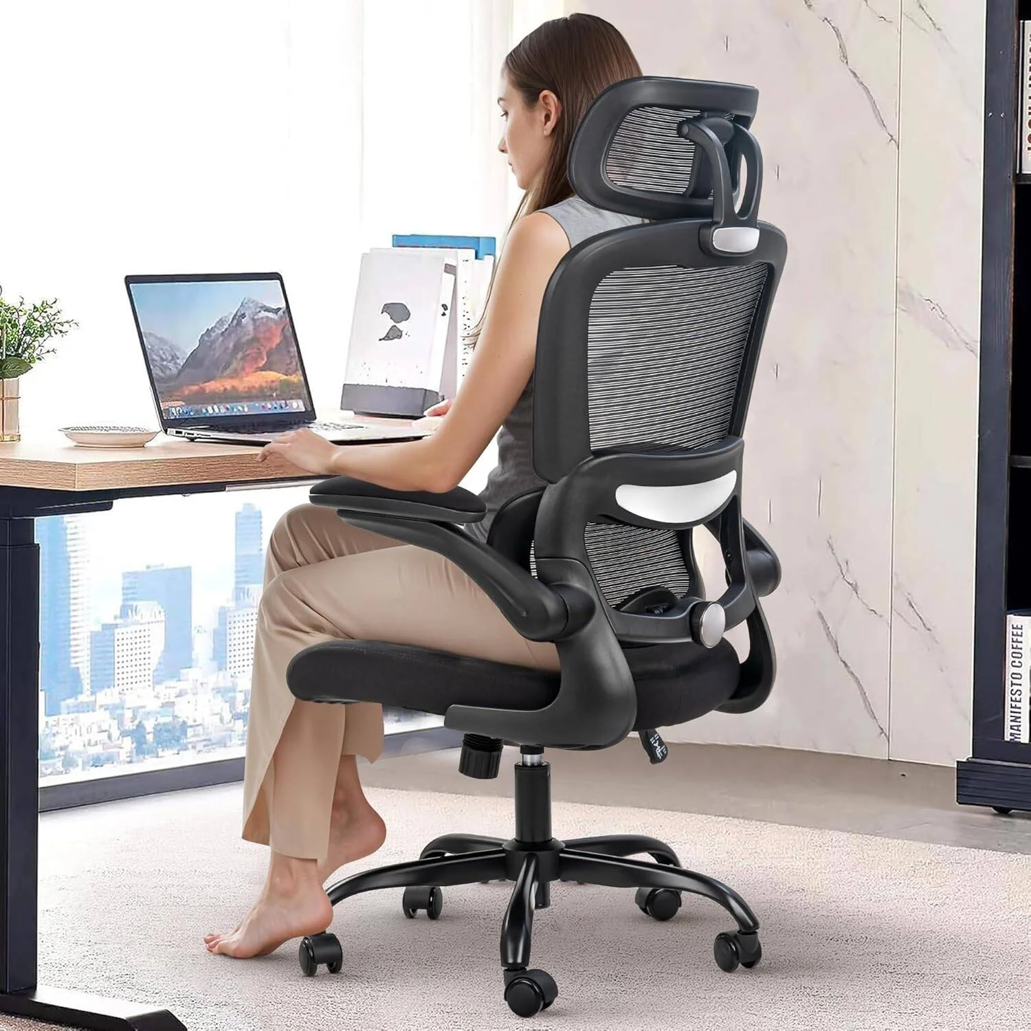 صندلی اداری ارگونومیک ممتاز DROGO برای کار در منزل، صندلی پشتی بلند با نشیمنگاه قابل تنظیم، پشتیبانی کمری و تکیه گاه سر، دسته های تاشو و قابلیت خوابیدن، صندلی توری برای دفتر/خانه (مشکی) | DGC108