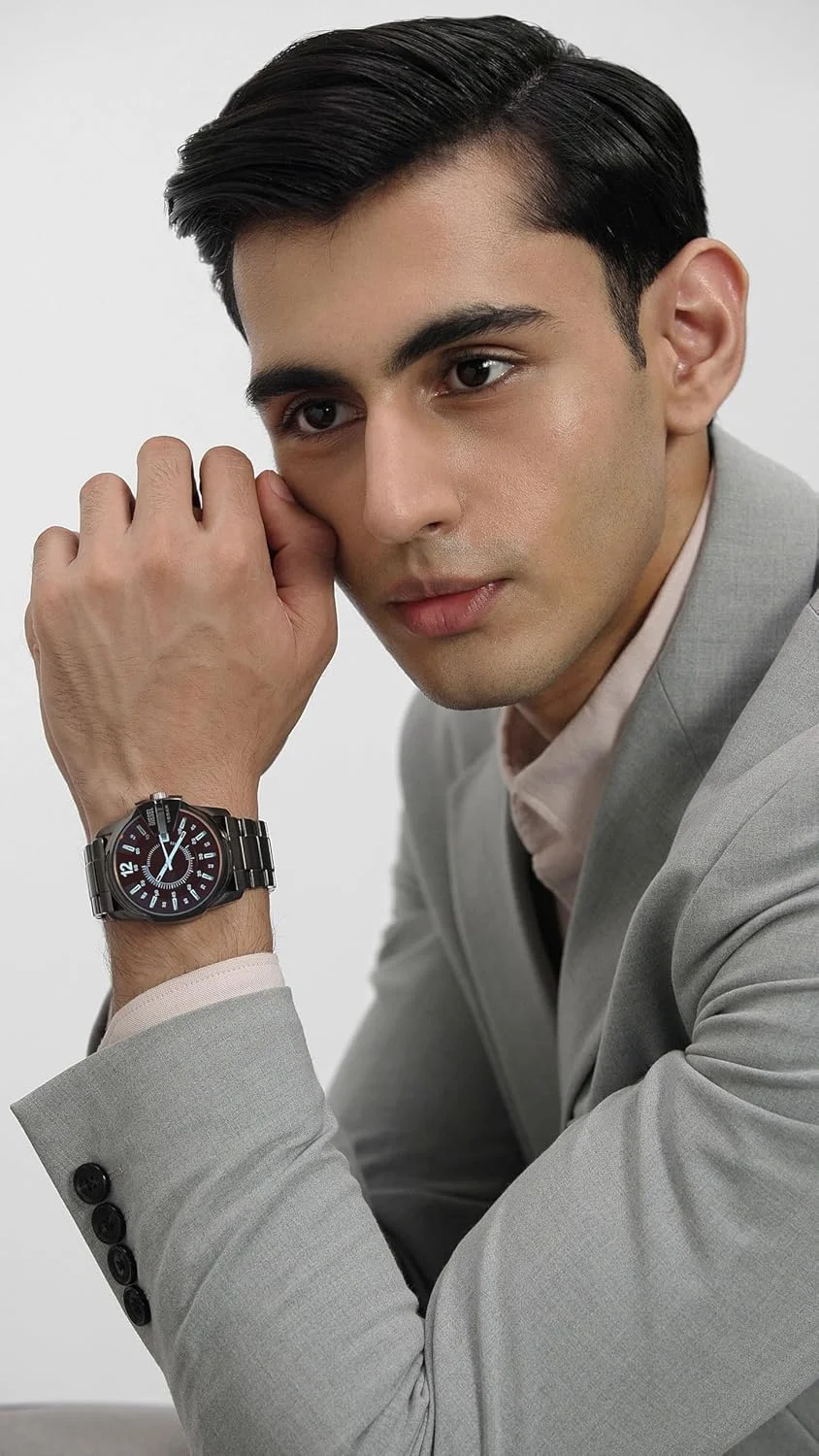 ساعت مچی مردانه دیزل مدل Master Chief، سه عقربه، سایز قاب 46 میلی متر، بدنه استیل ضد زنگ با بند چرمی