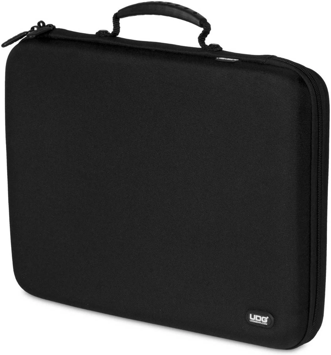 کیف هارد UDG Creator برای Akai MPC One، فوم EVA قالب‌گیری شده Durashock، فضای داخلی پشمی نرم، دسته مقاوم، دسته حمل راحت، زیپ با دستگیره آسان، مشکی | U8485BL