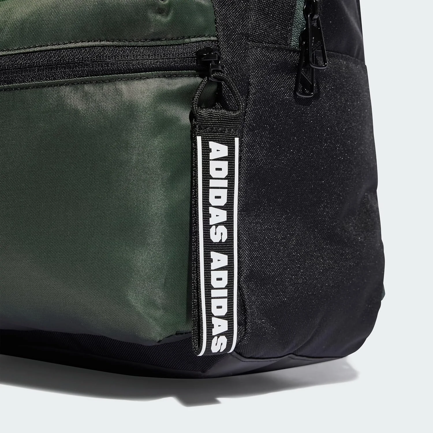 کوله پشتی رقص آدیداس مشکی بچگانه، بدون سایز کوله پشتی رقص آدیداس مشکی بچگانه، بدون سایز