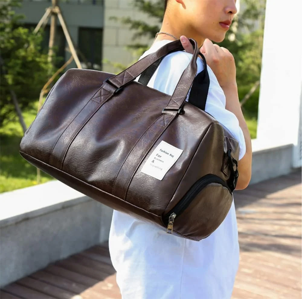 کیف ورزشی باشگاه AioTio، کیف دوشی تمرینات ورزشی، کیف دستی PU ضد آب با ظرفیت بزرگ مناسب آقایان و بانوان با محفظه کفش و کیف جداکننده خشک و مرطوب (قهوه ای)