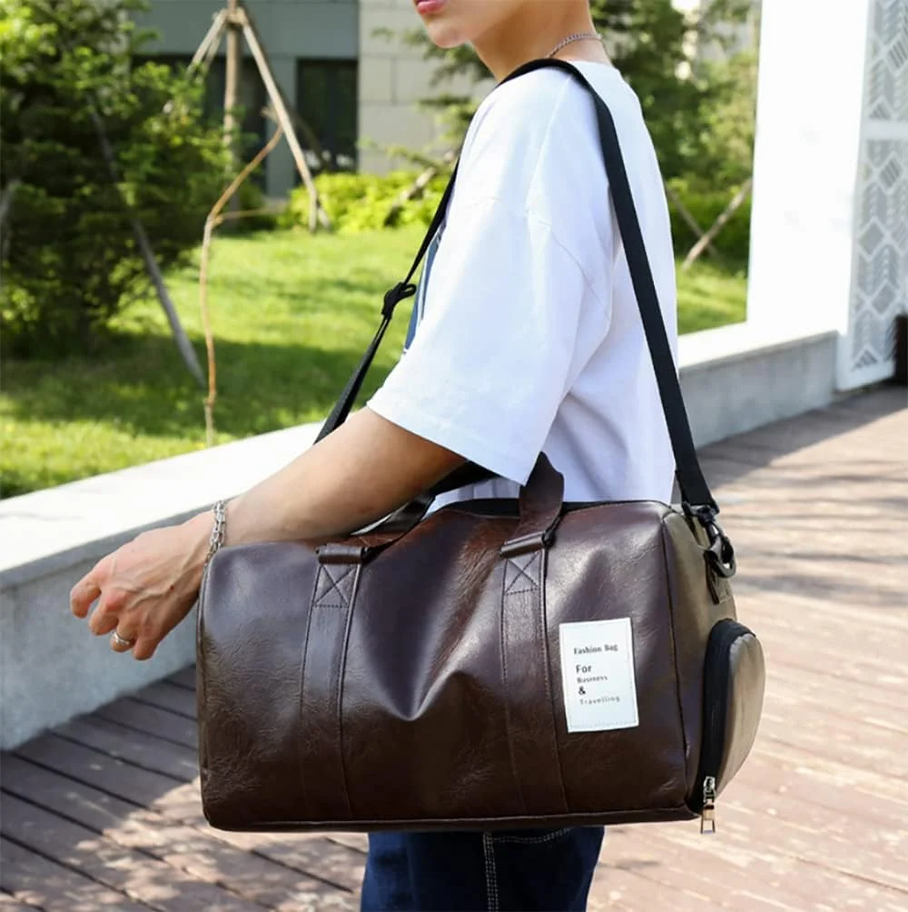 کیف ورزشی باشگاه AioTio، کیف دوشی تمرینات ورزشی، کیف دستی PU ضد آب با ظرفیت بزرگ مناسب آقایان و بانوان با محفظه کفش و کیف جداکننده خشک و مرطوب (قهوه ای)