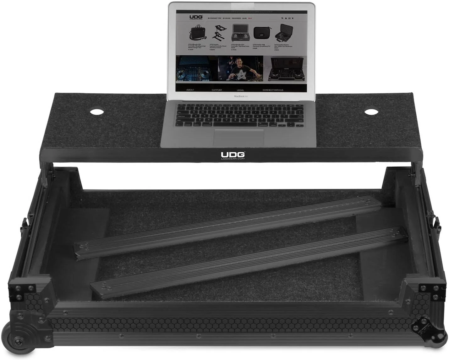 کیف حمل چند فرمتی بزرگ UDG Ultimate Flight Case XXL Plus (دارای جای لپ‌تاپ، چرخ و دسته تلسکوپی)، ساخته شده از تخته سه لایه 9 میلی‌متری (فوق‌العاده مقاوم)، فوم EVA با تراکم بالا و طرح الماس برجسته، رنگ مشکی | U91054BL