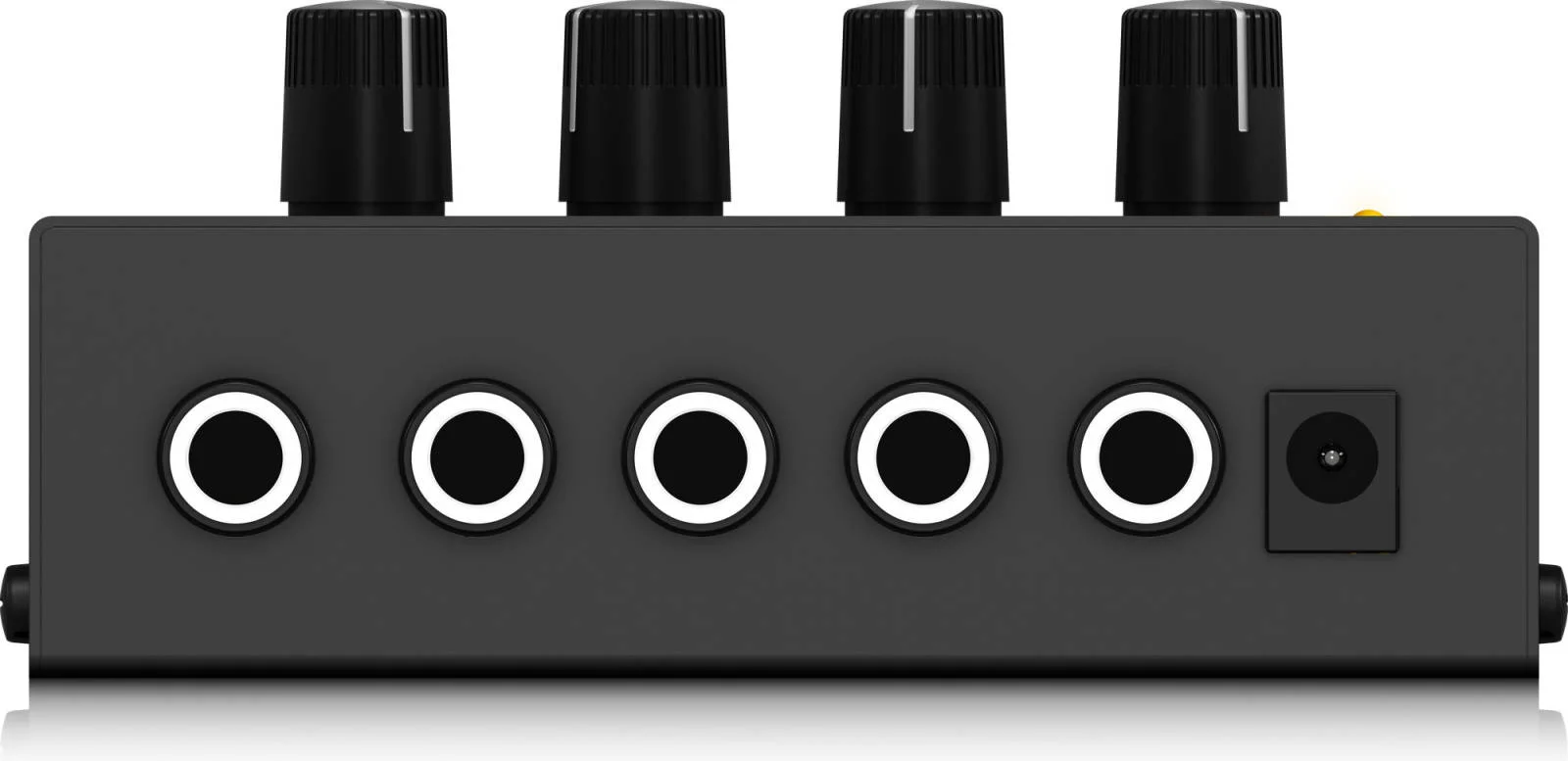 تقویت کننده هدفون استریو فوق فشرده بهرینگر، 4 کانال خروجی، 1 ورودی آنالوگ TRS 1/4 اینچی، شامل آداپتور DC 12V، برای کاربردهای استودیویی و صحنه، مشکی - نقره ای | HA400 تقویت کننده هدفون استریو فوق فشرده بهرینگر، 4 کانال خروجی، 1 ورودی آنالوگ TRS 1/4 اینچی، شامل آداپتور DC 12V، برای کاربردهای استودیویی و صحنه، مشکی - نقره ای | HA400