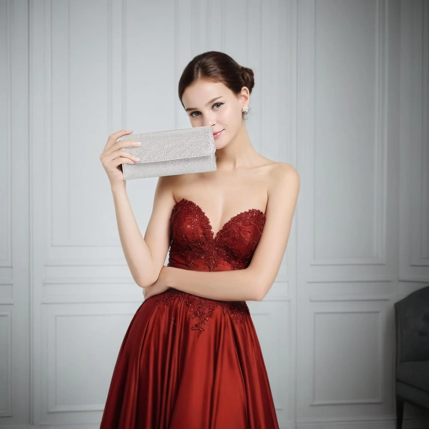 کیف دستی مجلسی زنانه با نگین های درخشان و زنجیر جداشدنی - طراحی پاکتی شیک برای بانوان - اکسسوری جذاب برای شب نشینی یا مراسم رسمی