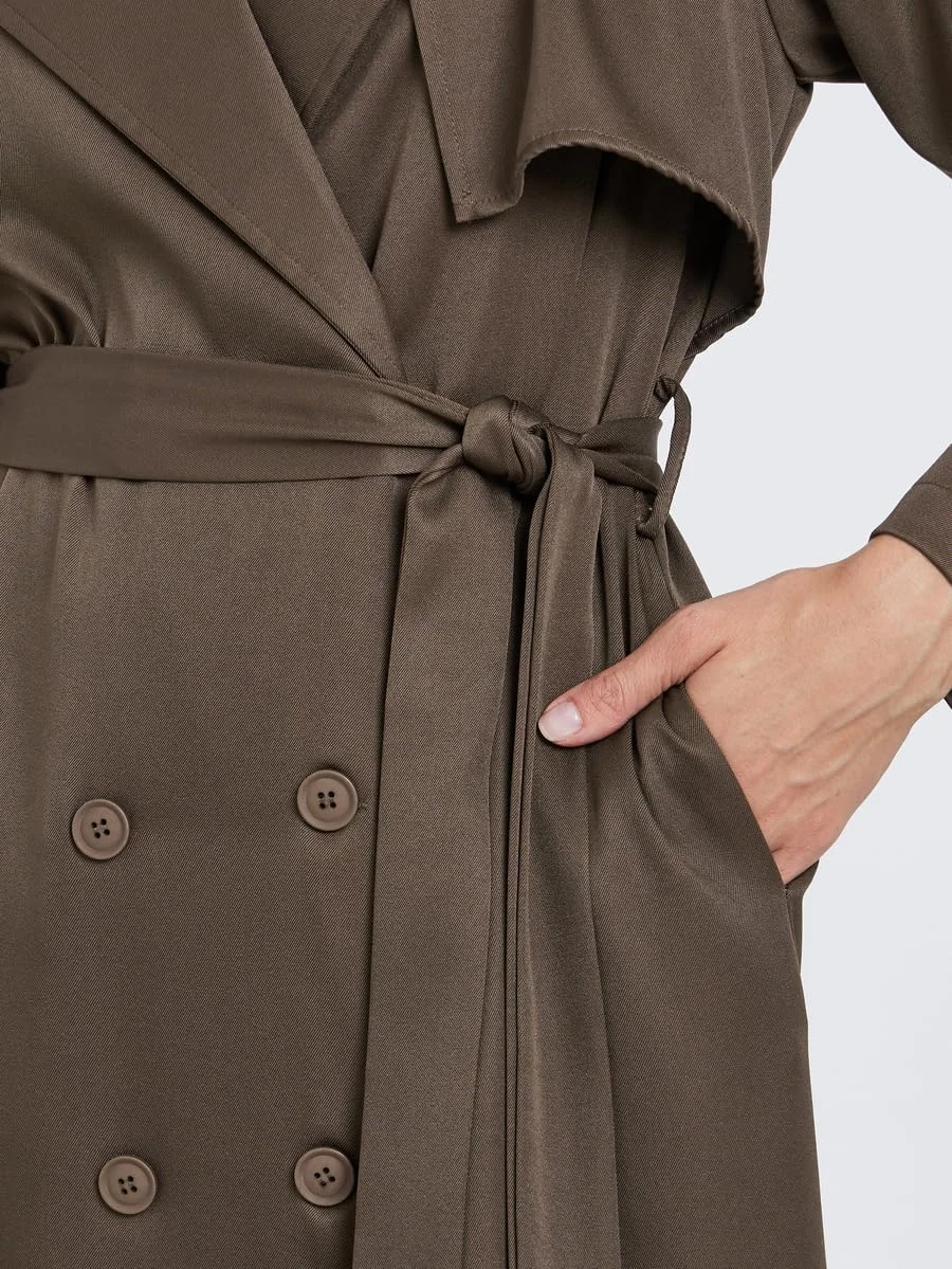 استایلی زنانه قهوه ای تِرَنچ کت میدی با تن خور معمولی