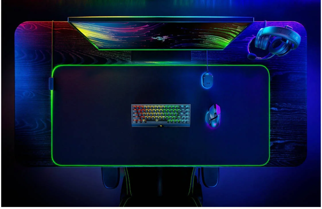 ماوس پد گیمینگ Razer Goliathus Chroma، سطح پارچه ای با بافت ریز، سایز بزرگ 3XL، بهینه شده برای تمام تنظیمات حساسیت و سنسور، ضخامت 3.5 میلی متر، 550W x 1200L میلی متر، مشکی | RZ02-02500700-R3M1