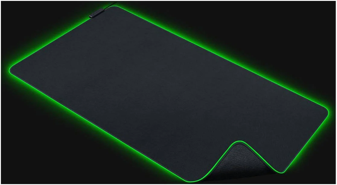 ماوس پد گیمینگ Razer Goliathus Chroma، سطح پارچه ای با بافت ریز، سایز بزرگ 3XL، بهینه شده برای تمام تنظیمات حساسیت و سنسور، ضخامت 3.5 میلی متر، 550W x 1200L میلی متر، مشکی | RZ02-02500700-R3M1